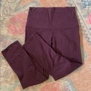 Lululemon Wunder Under high rise crop